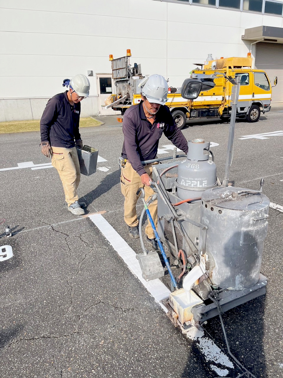 株式会社不二越様駐車場区画線設置工事